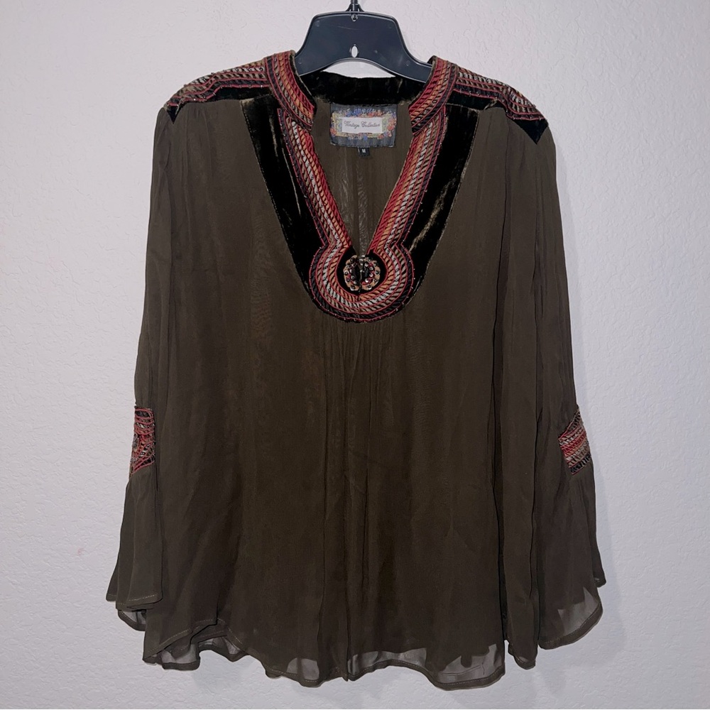 Vintage Collection Tunic blouse with bell sleeves
